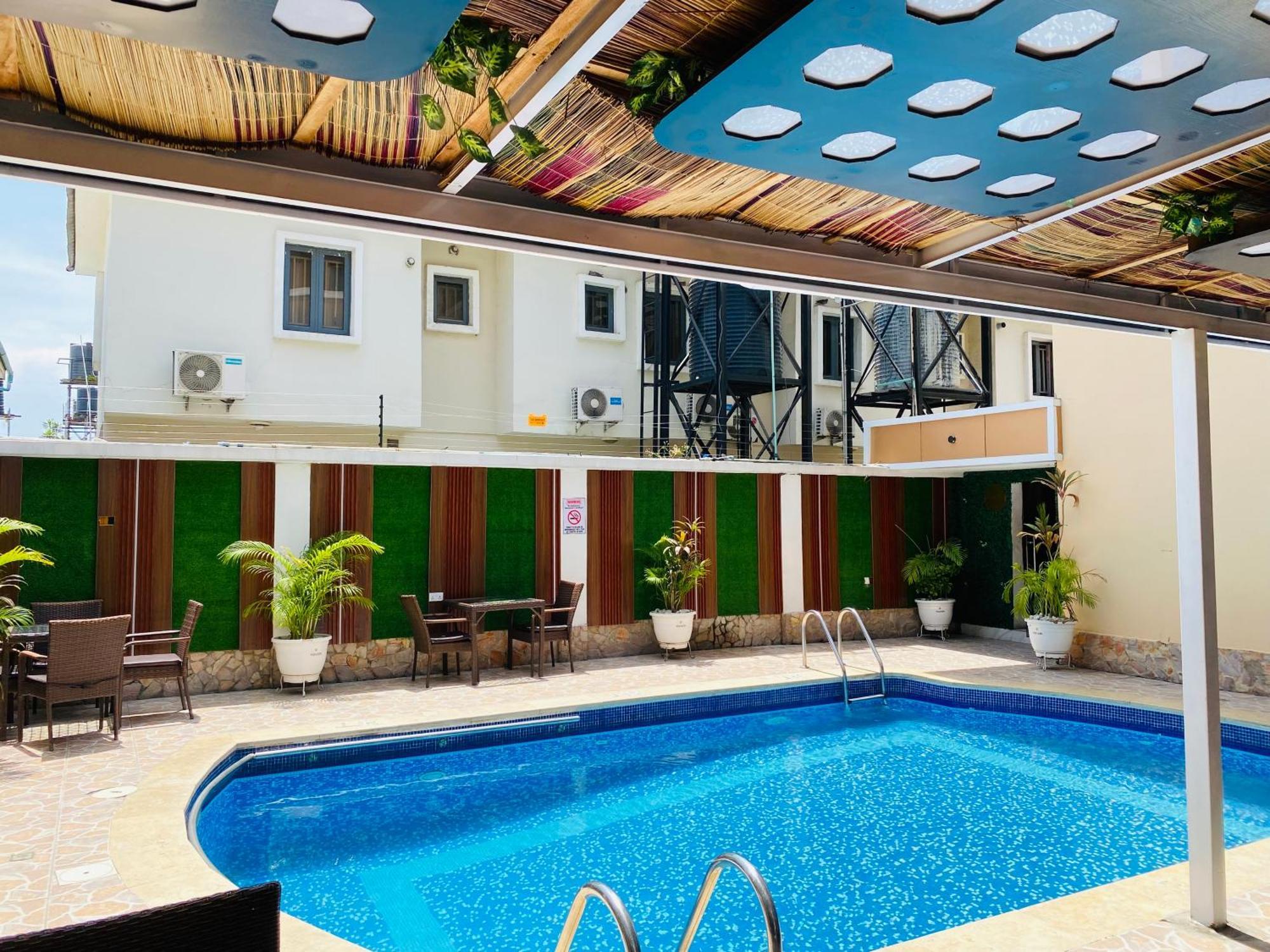 לגוס Presken Hotel @Oniru מראה חיצוני תמונה